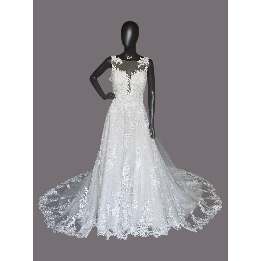 NWOT Ivory Illusion Neckline Plunge A-Line Floral Lace Wedding Gown - Morilee - Picture 1 of 12